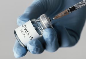 Health Minister Valek Calls On Czechs To Get Vaccinated Against Flu and COVID-19